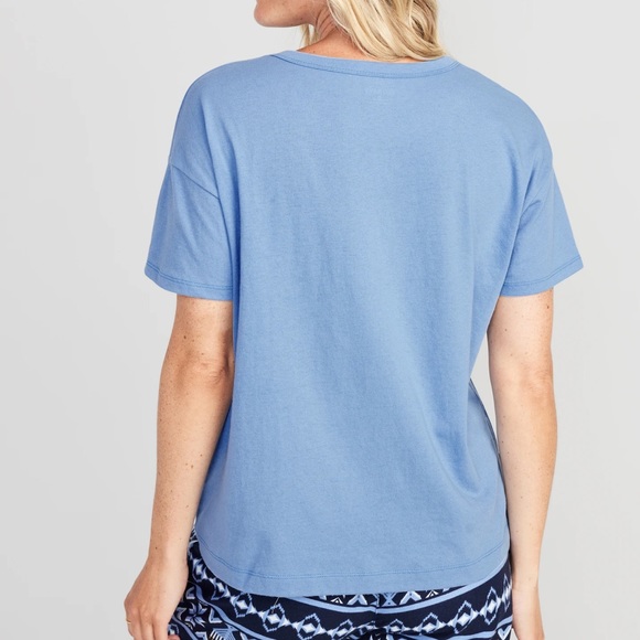 NWT OLD NAVY Matching Holiday-Graphic T-Shirt Color: Shine Bright - Picture 3 of 5